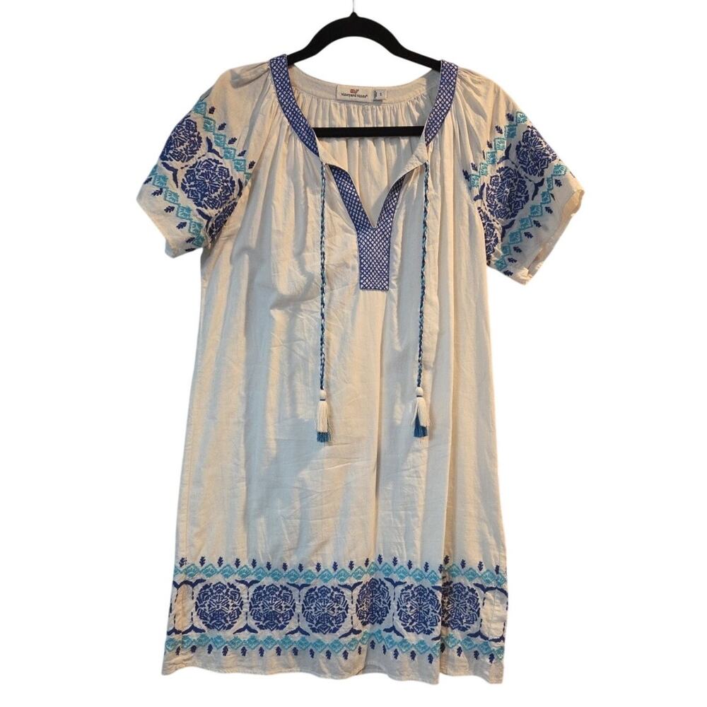 Vineyard Vines embroidered popover medallion dress coverup size Small white blue